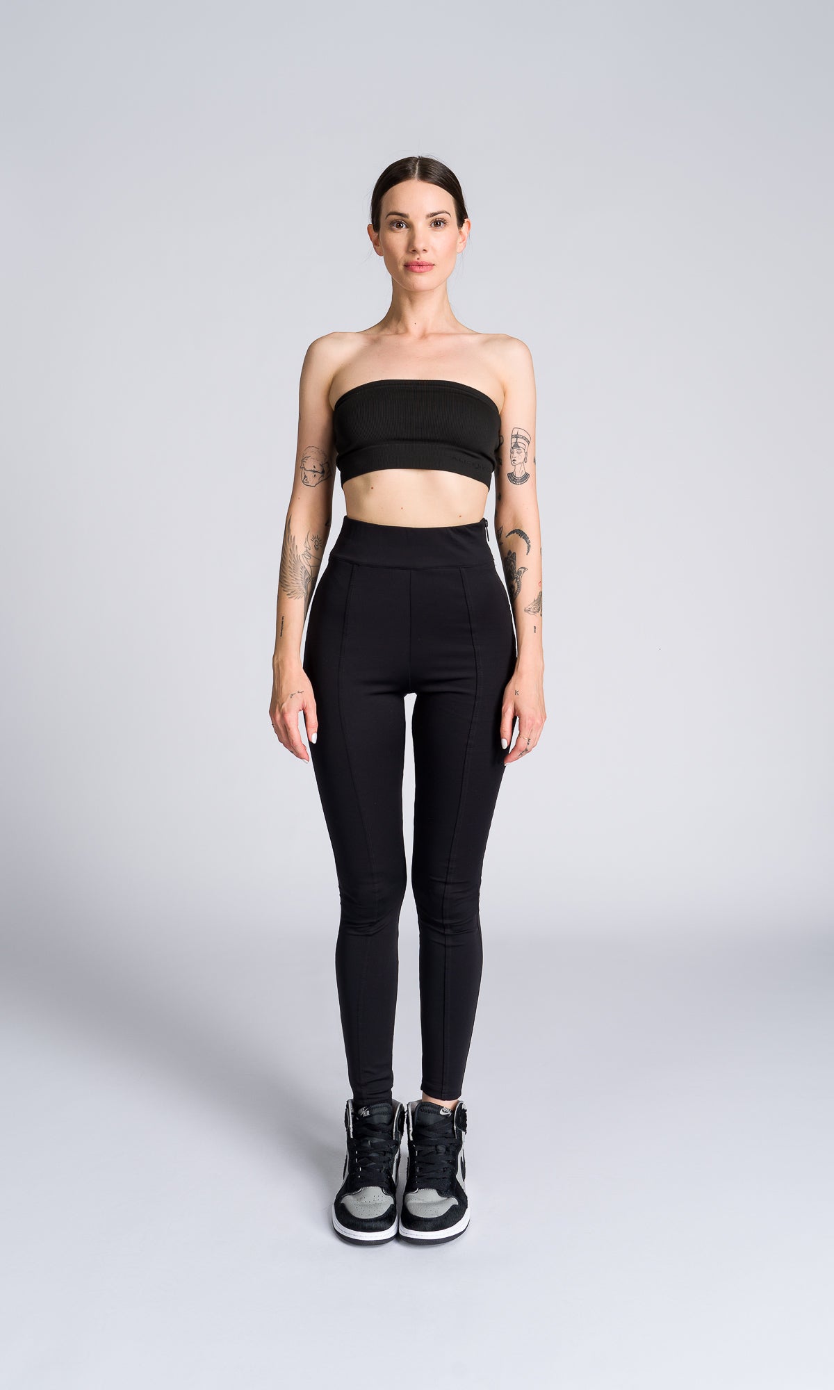High-waist Leggings with Side Zipper - AAKASHA