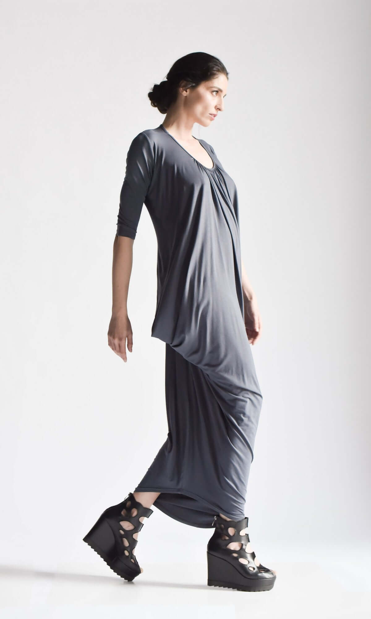 Robe longue drapée