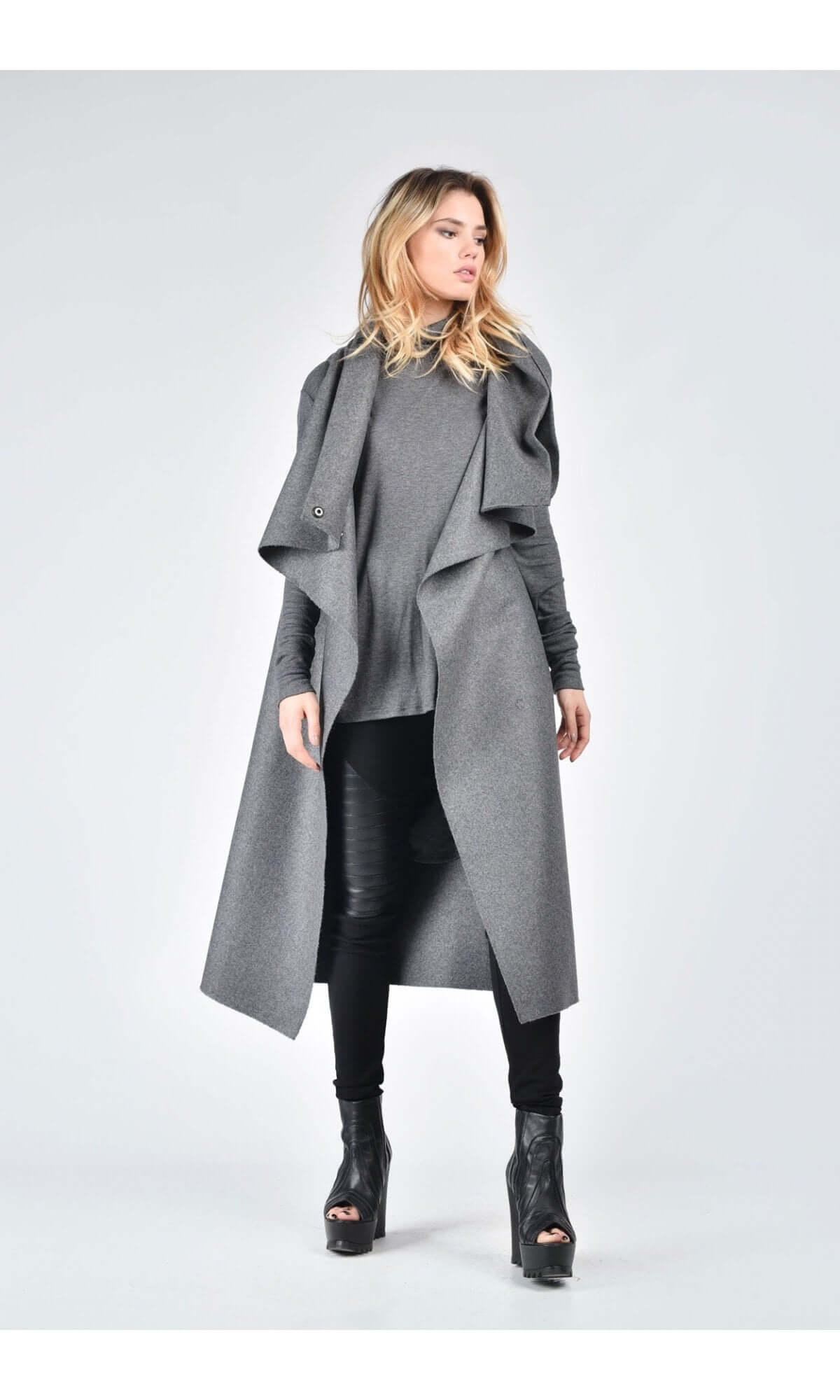 Wool Felt Sleeveless Coat - AAKASHA