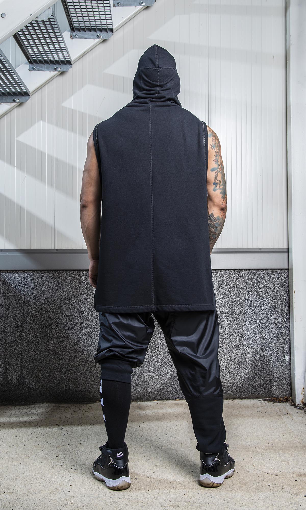 Detachable Sleeves Ninja Hoodie - AAKASHA