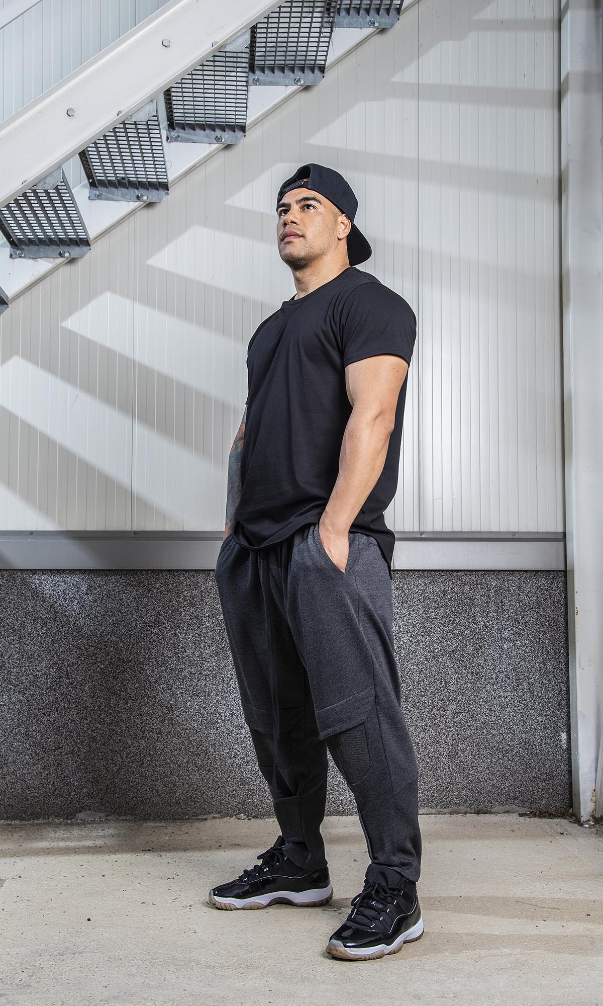 Loose Sweatpants With Knee Pads - AAKASHA