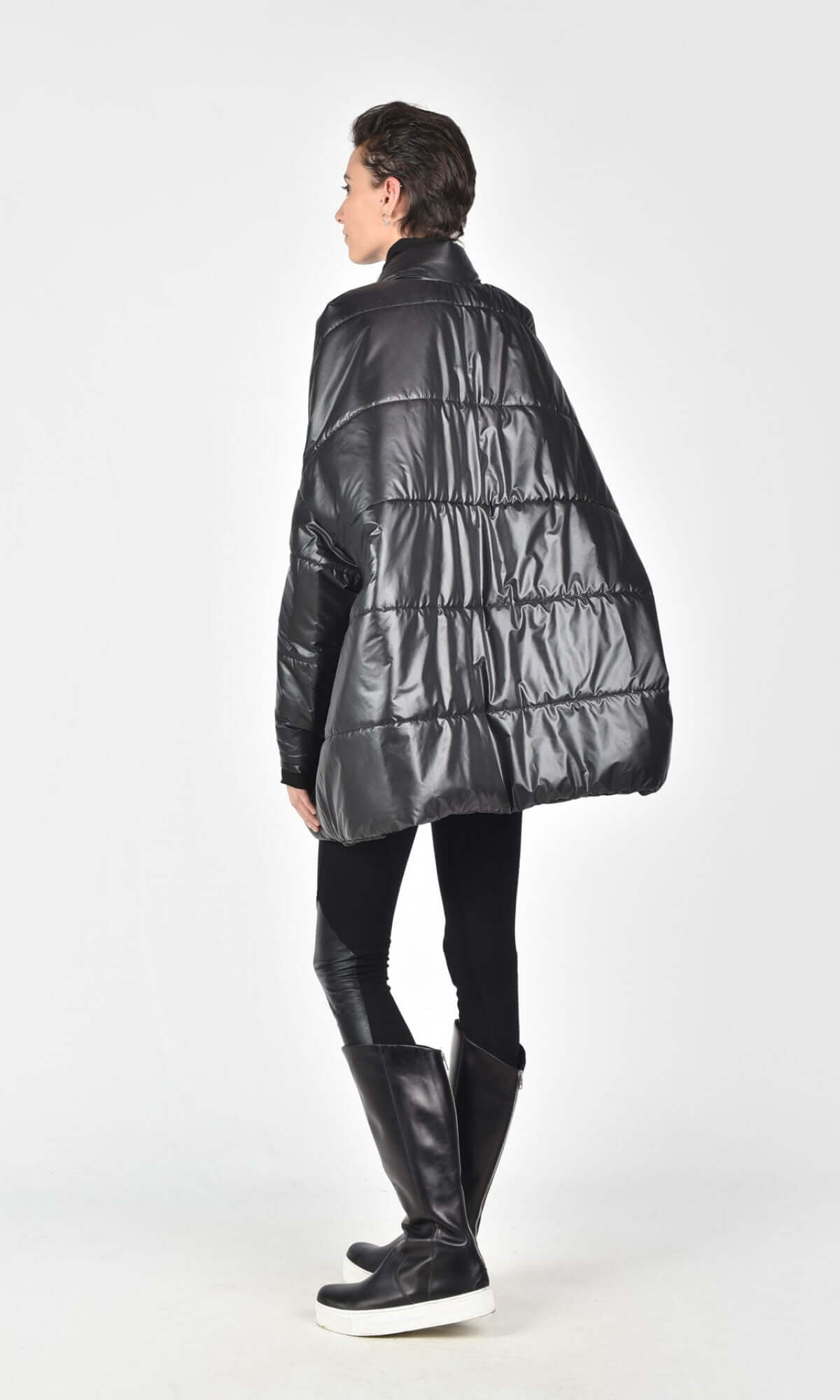 Cappotto corto trapuntato oversize