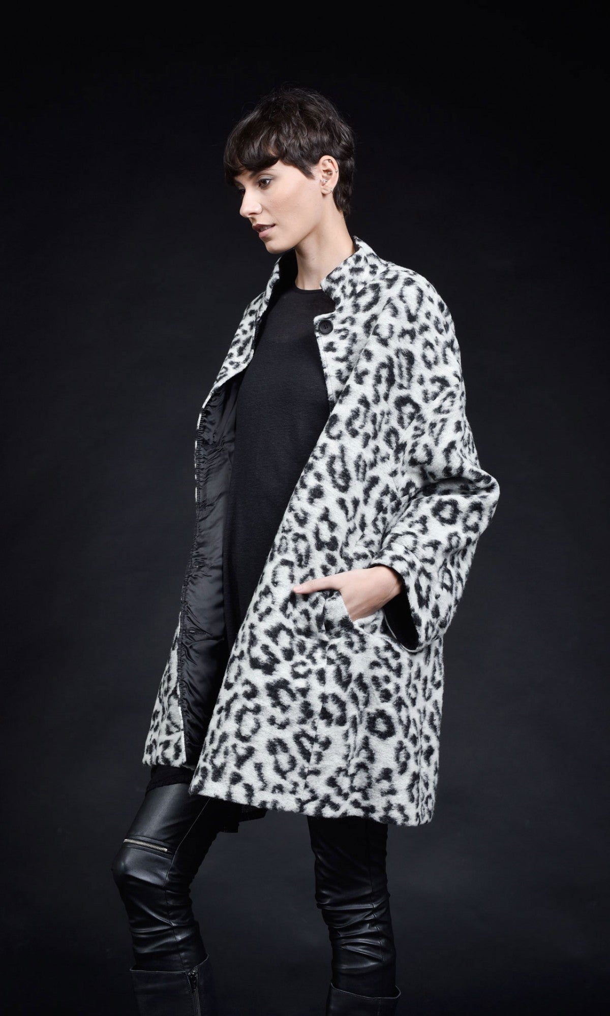 Elegant Straight Wool Coat