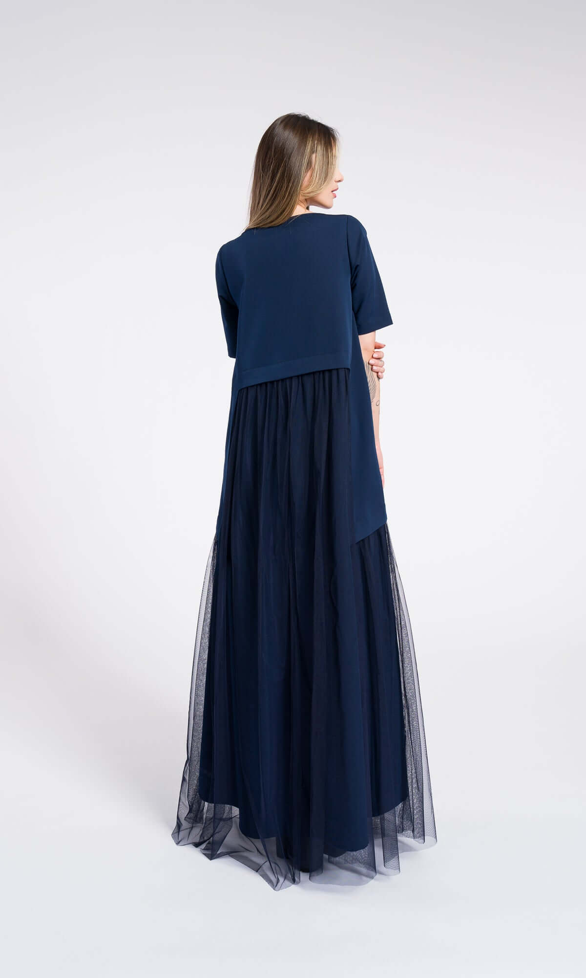 Robe longue en tulle