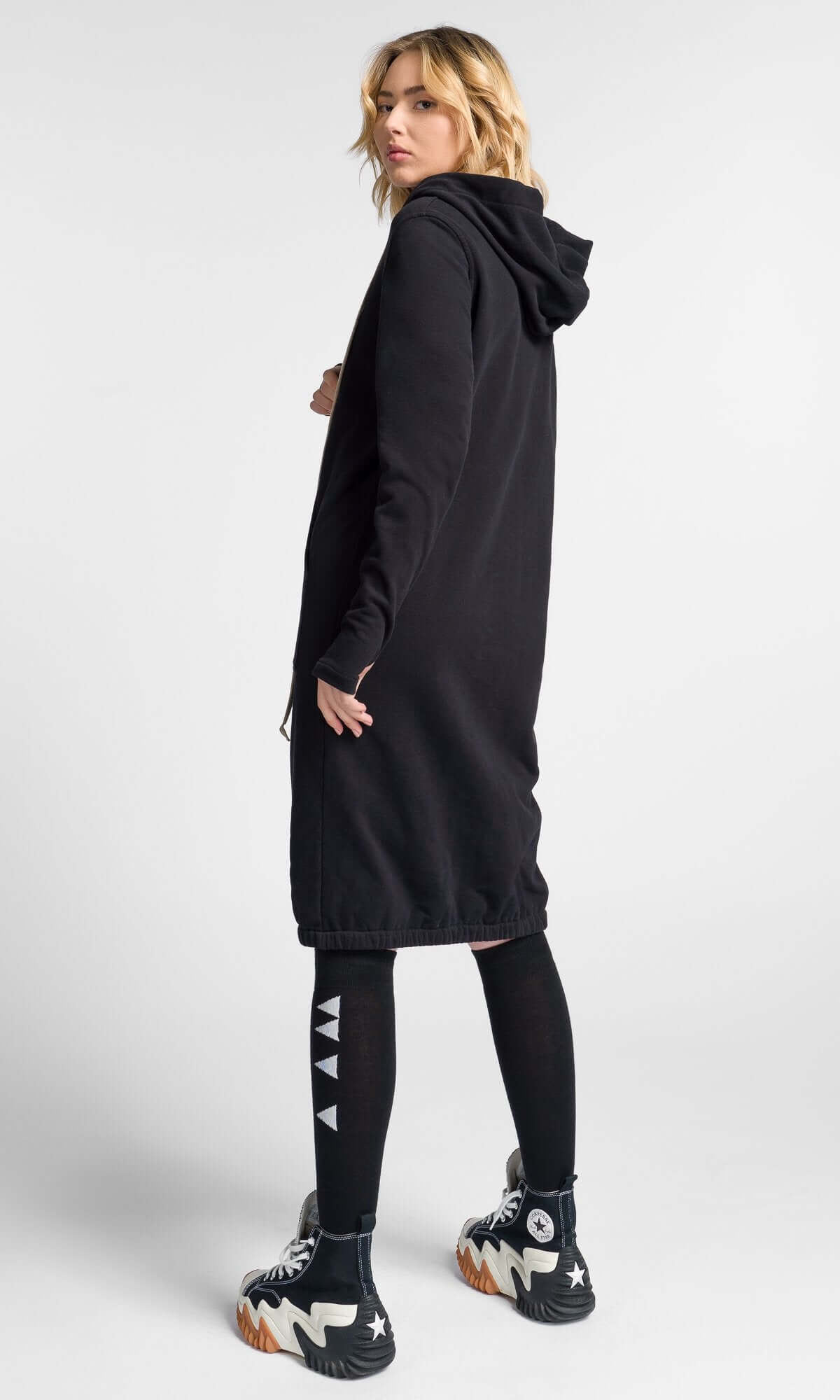 Sweat long zippé à capuche