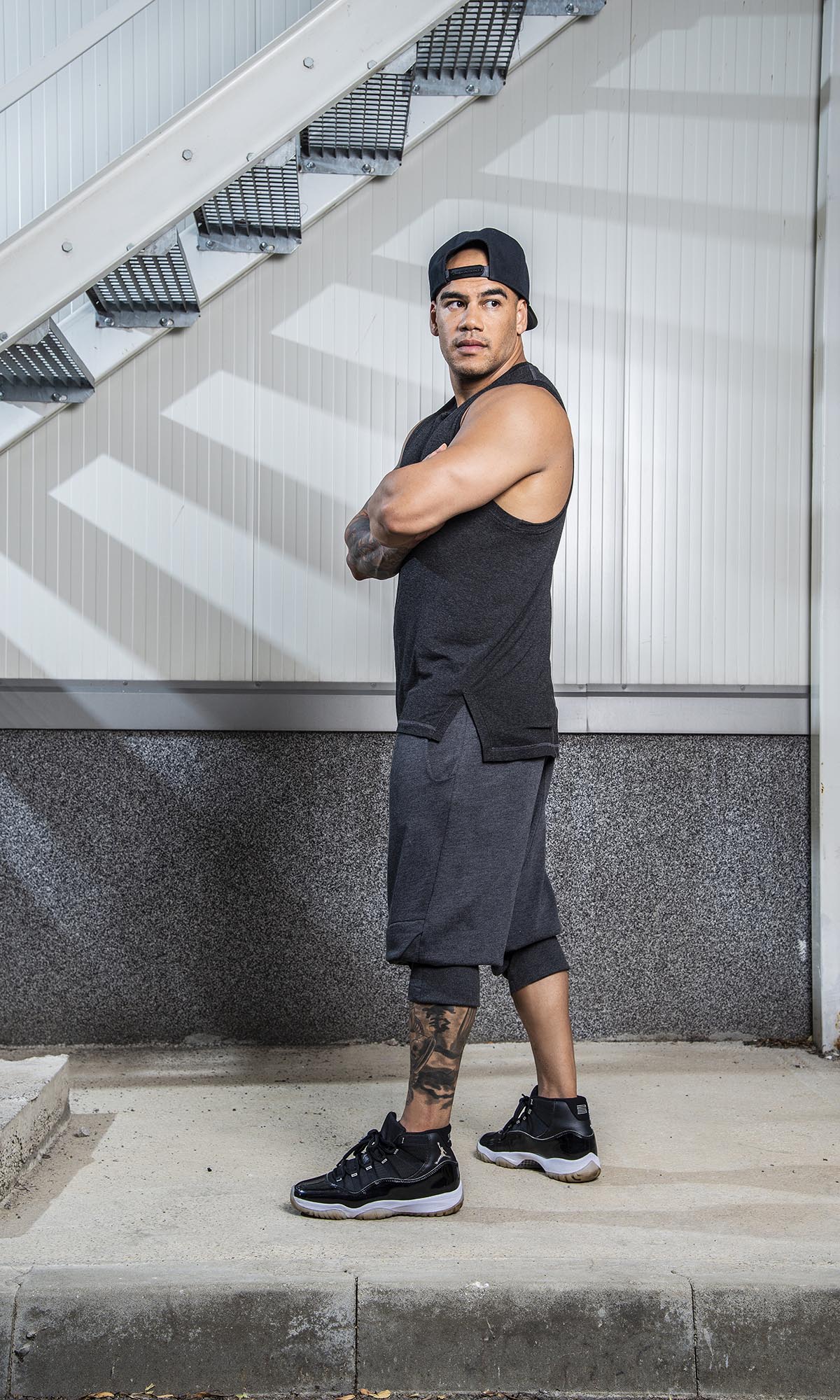 Loose Sweatpants With Knee Pads - AAKASHA