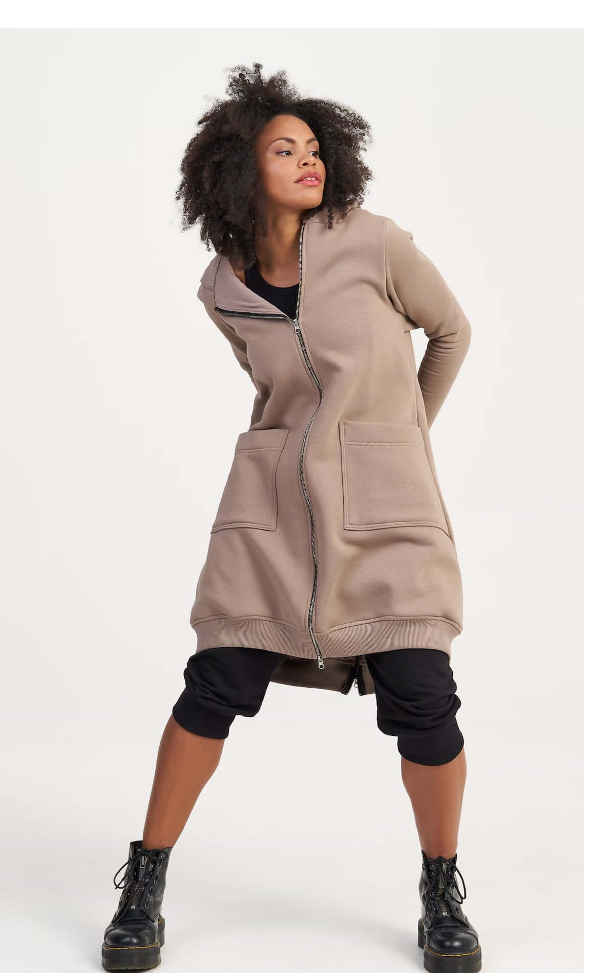 Sweat à capuche long zippé