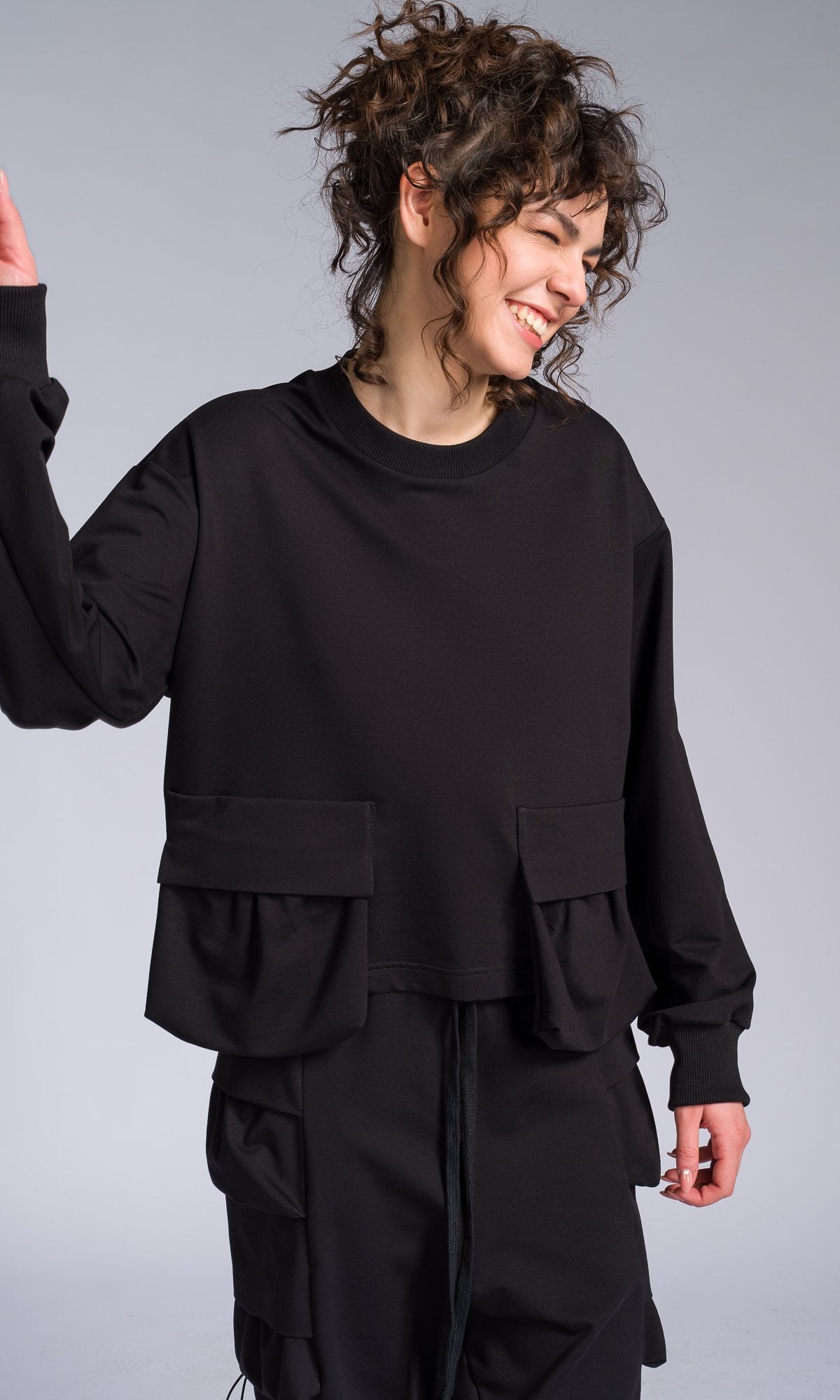 Cargo Pockets Sweatshirt - AAKASHA