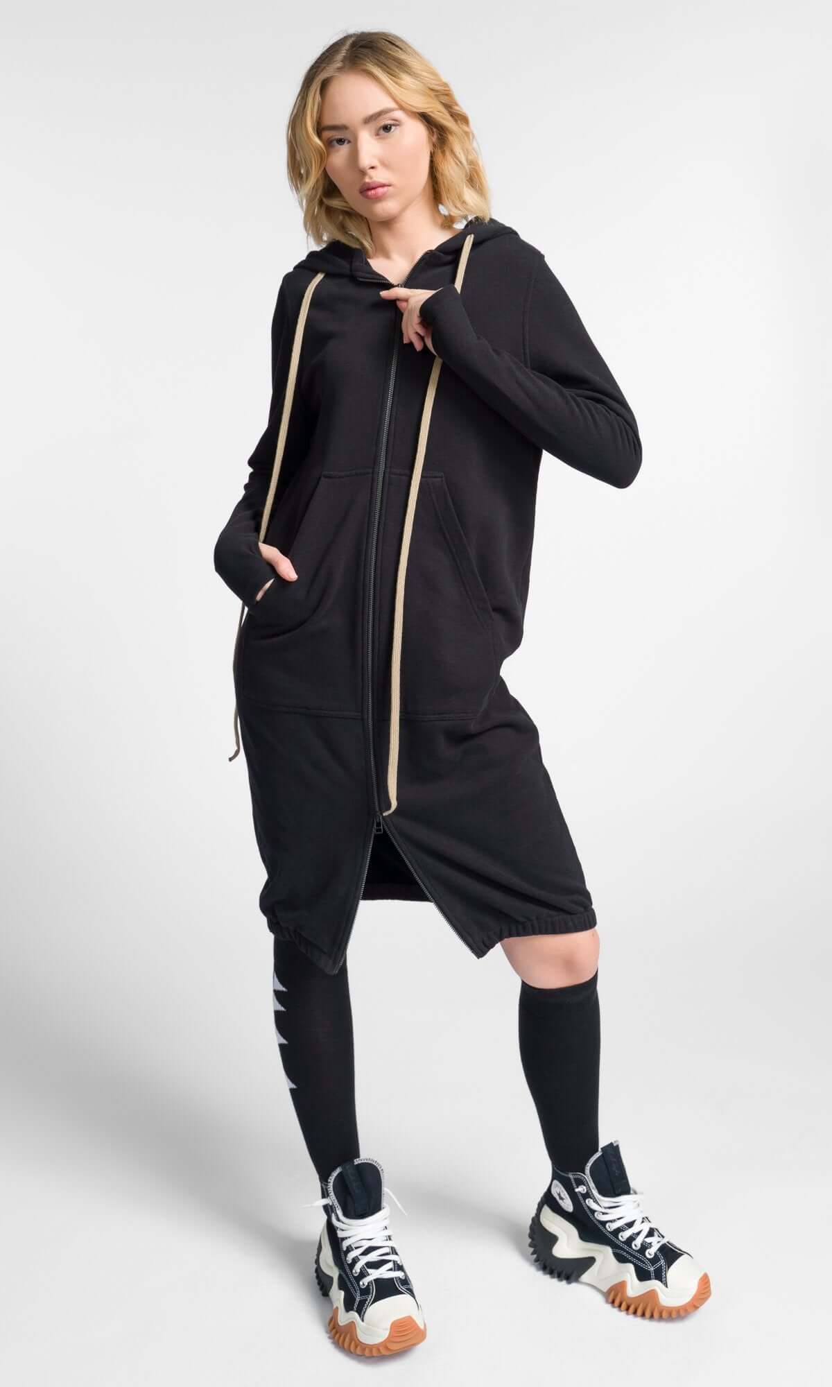 Sweat long zippé à capuche