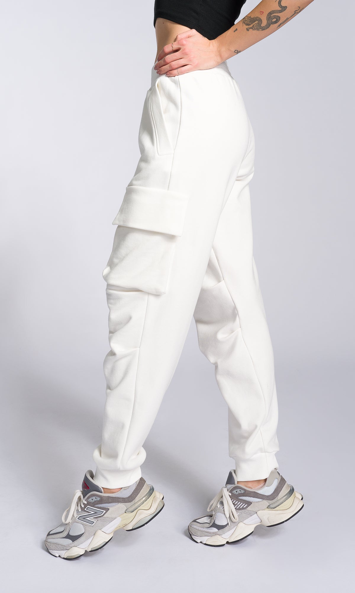 Cuffed Joggers with Gathered Seams - AAKASHA