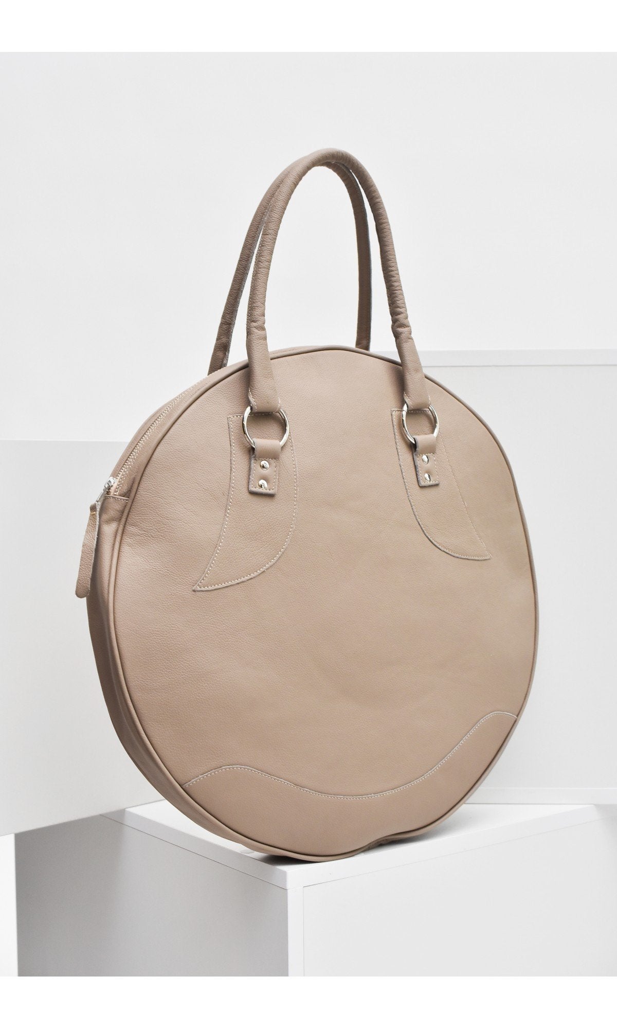 Large Circle Shoulder Bag - AAKASHA
