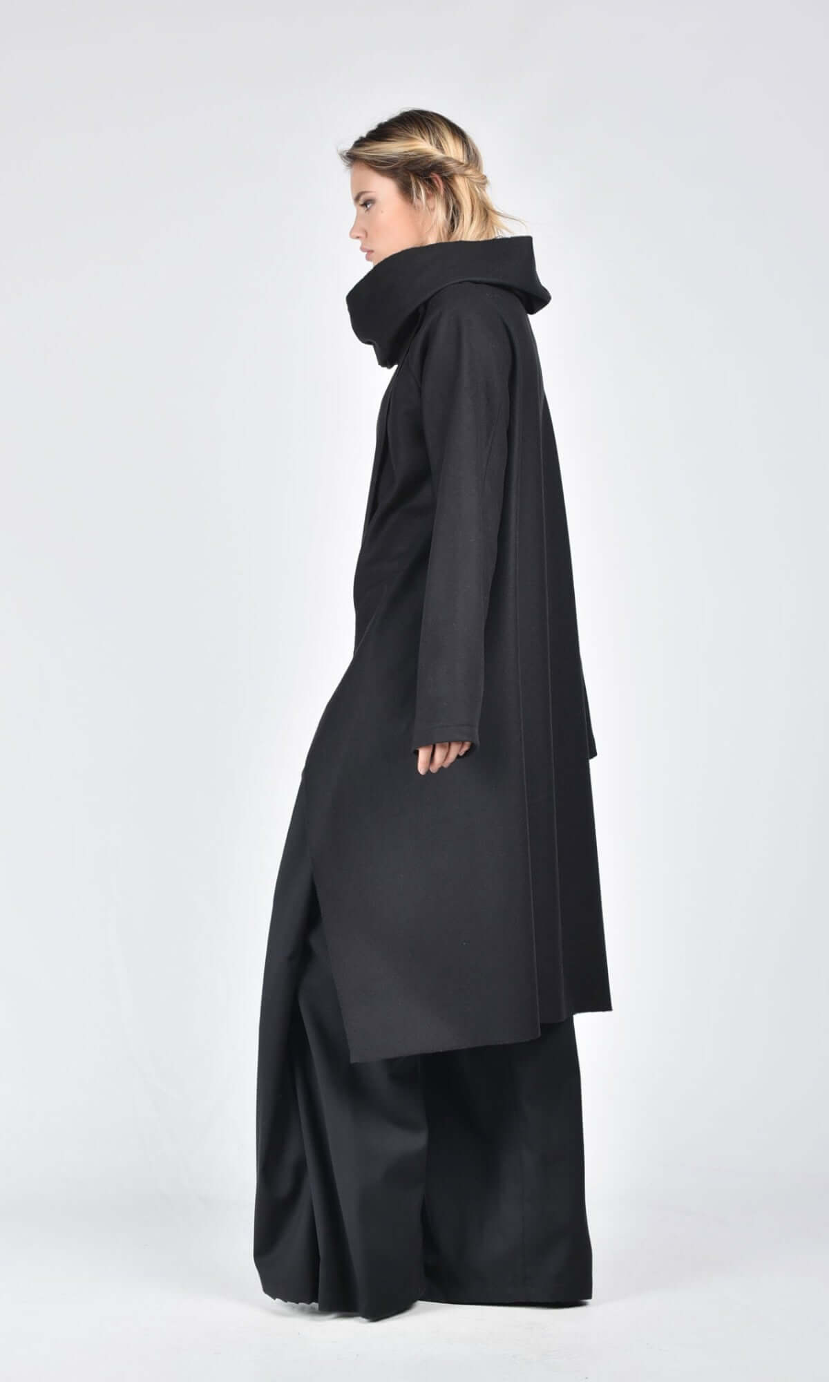 Wool Felt Coat with High Collar - AAKASHA
