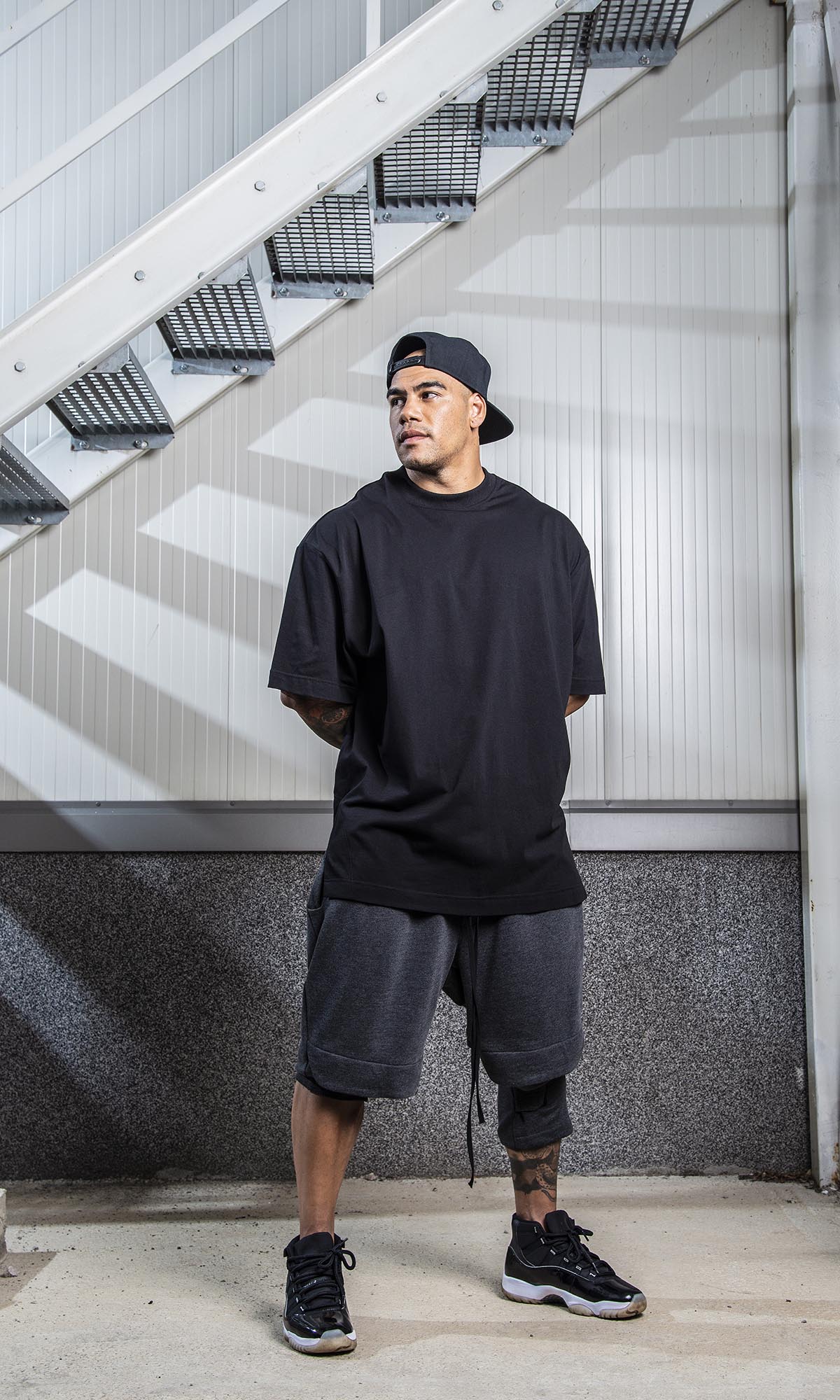 Loose Sweatpants With Knee Pads - AAKASHA