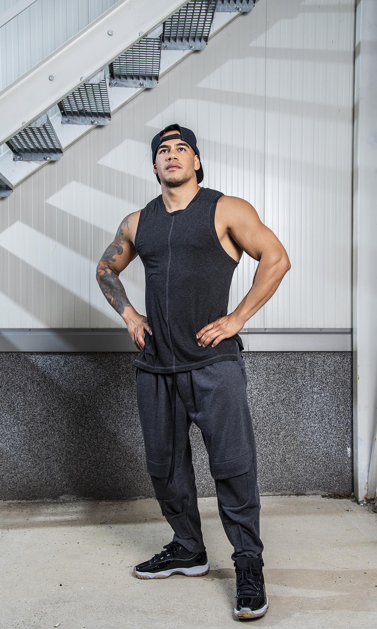 Loose Sweatpants With Knee Pads - AAKASHA