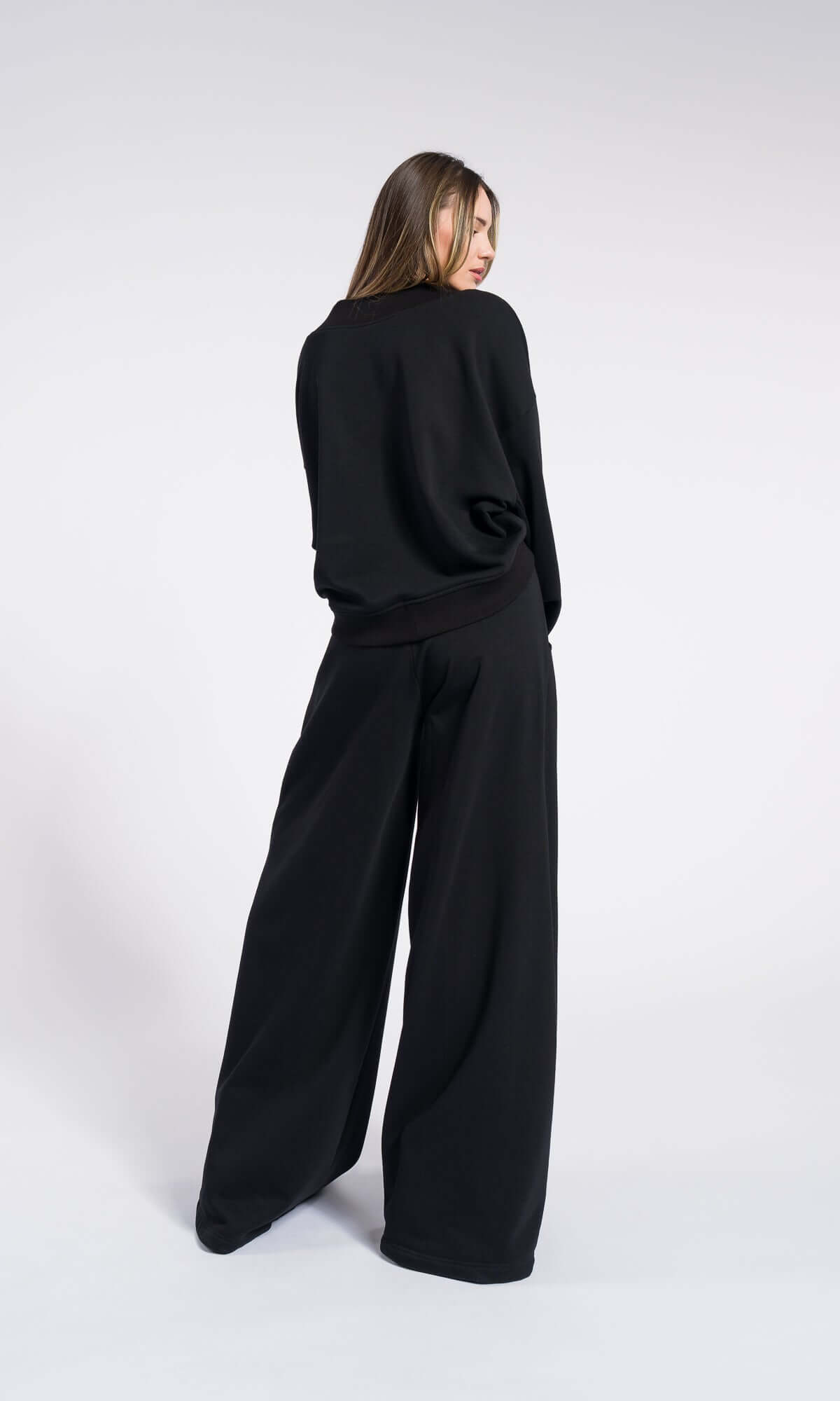 Ensemble décontracté en coton avec crop top à col V et pantalon à jambes larges