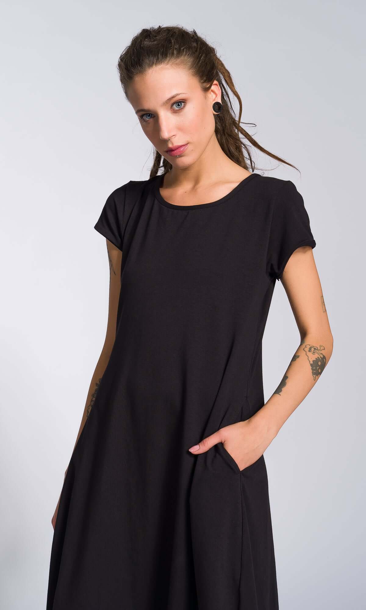 Abito midi cocoon a maniche corte