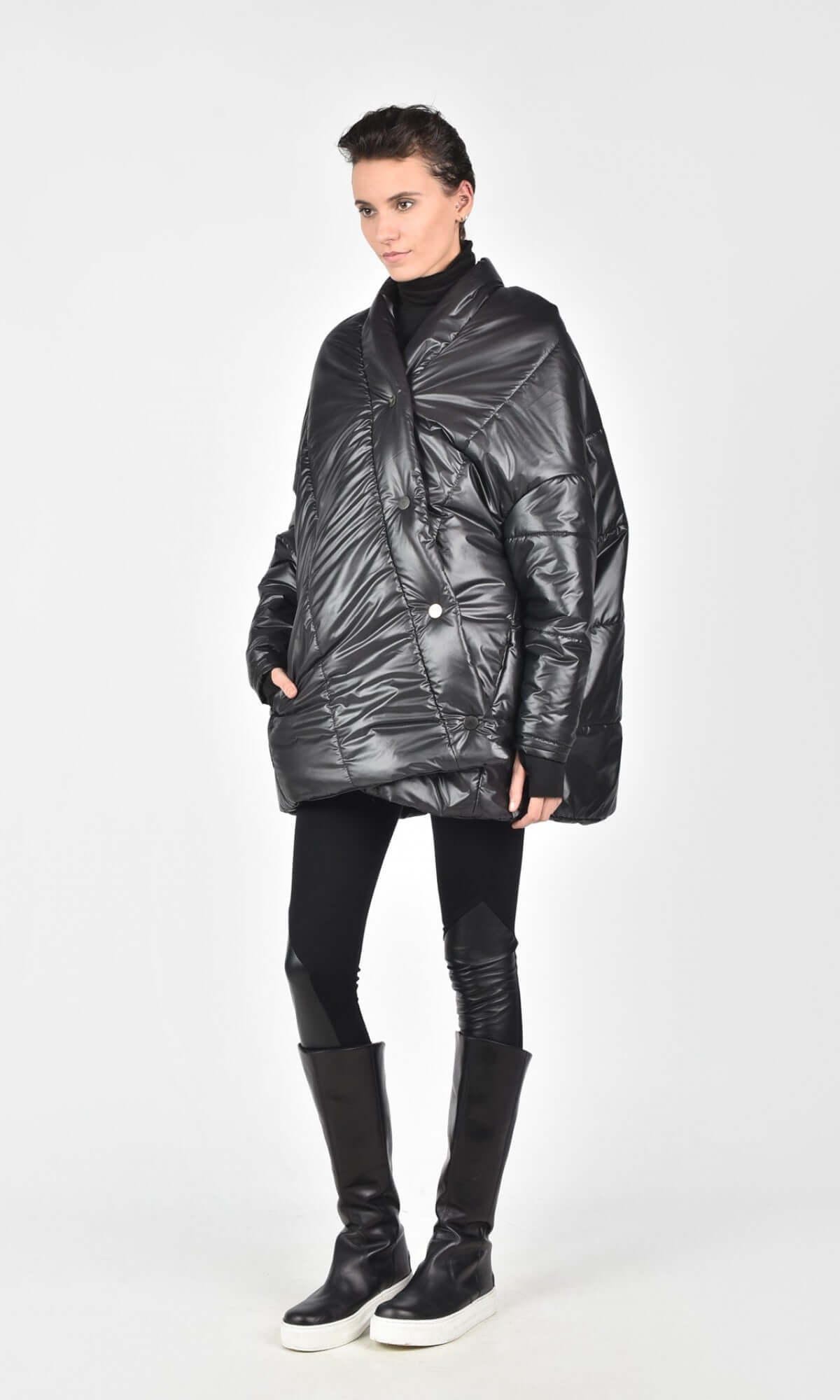 Manteau court matelassé oversize