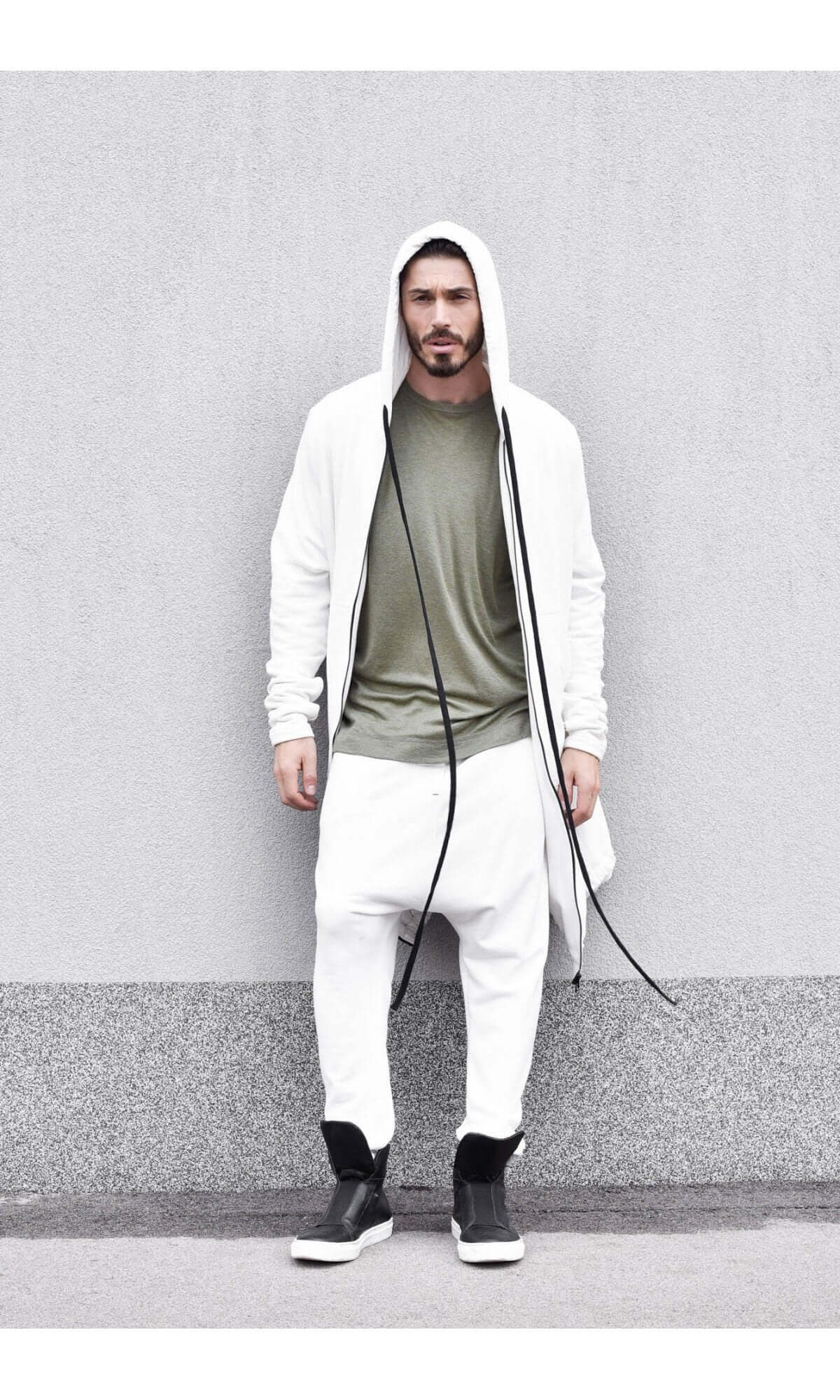 Sweat long zippé à capuche