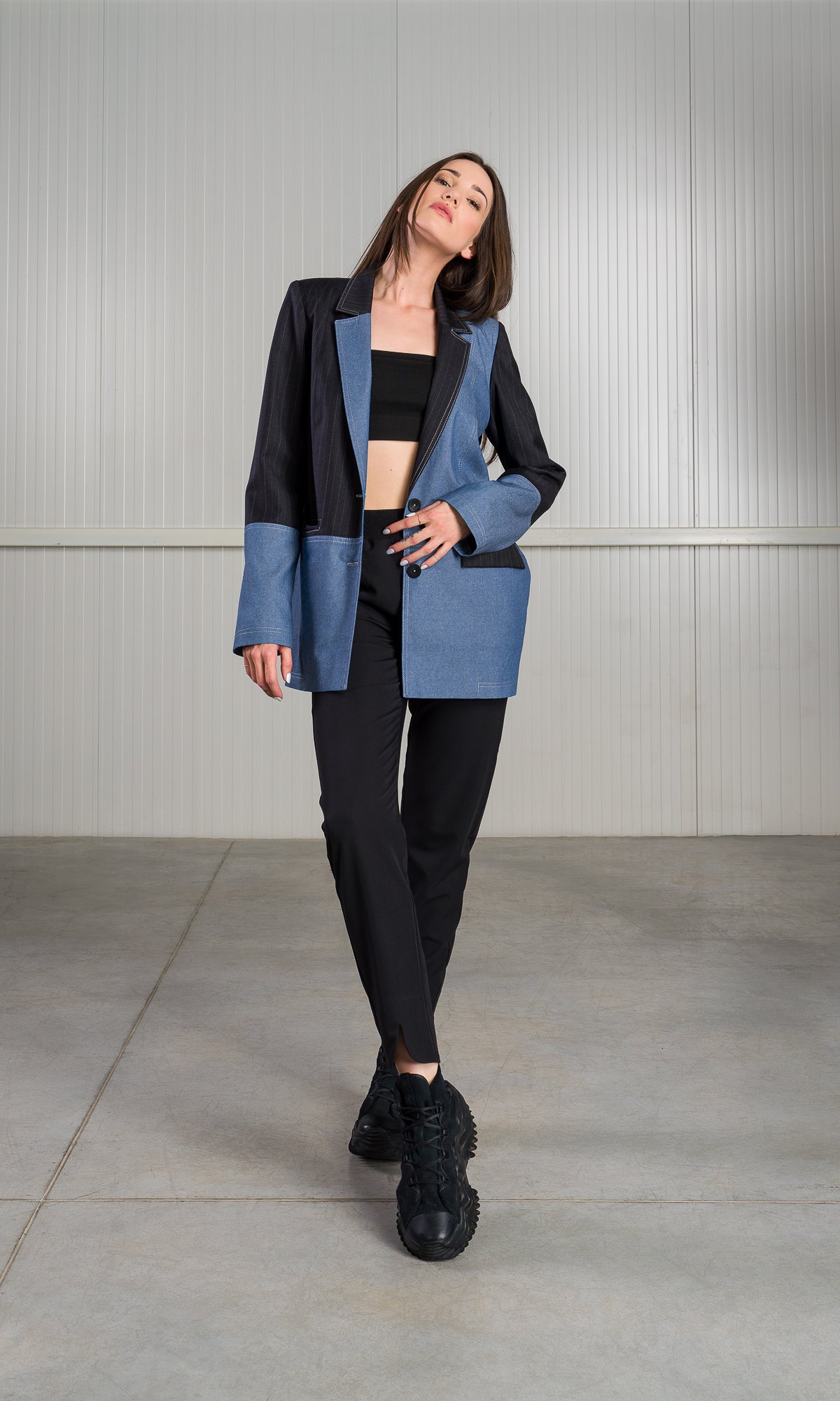 Single-breasted Blazer with Contrasting Fabric - AAKASHA