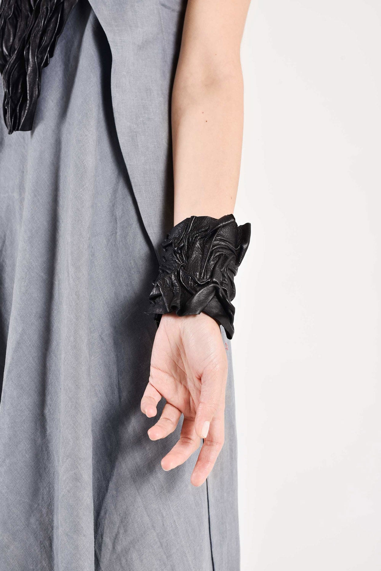 Extravagant Wristband Leather Cuff