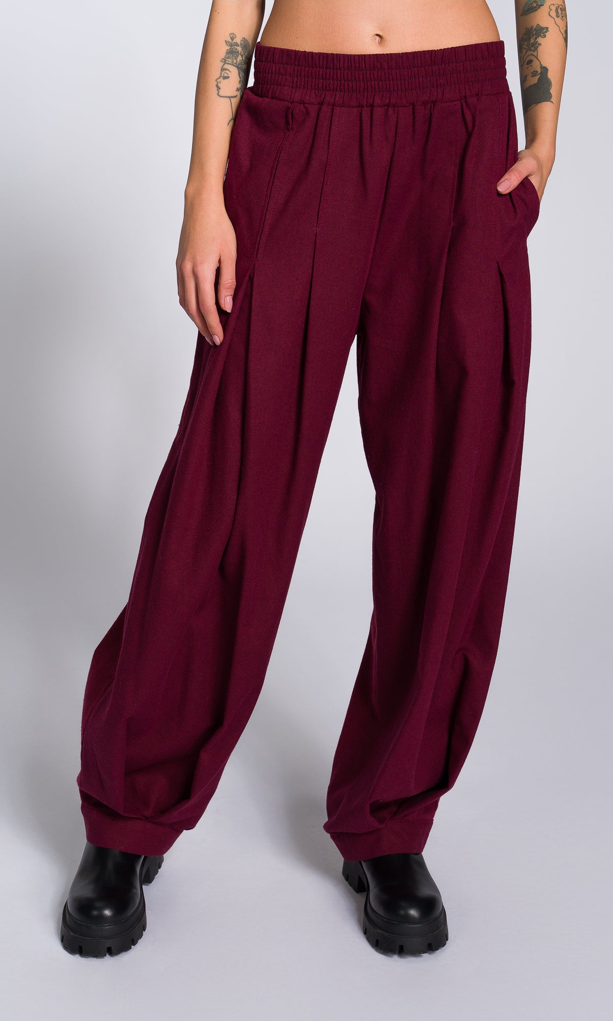 Linen Tuck Pants - AAKASHA