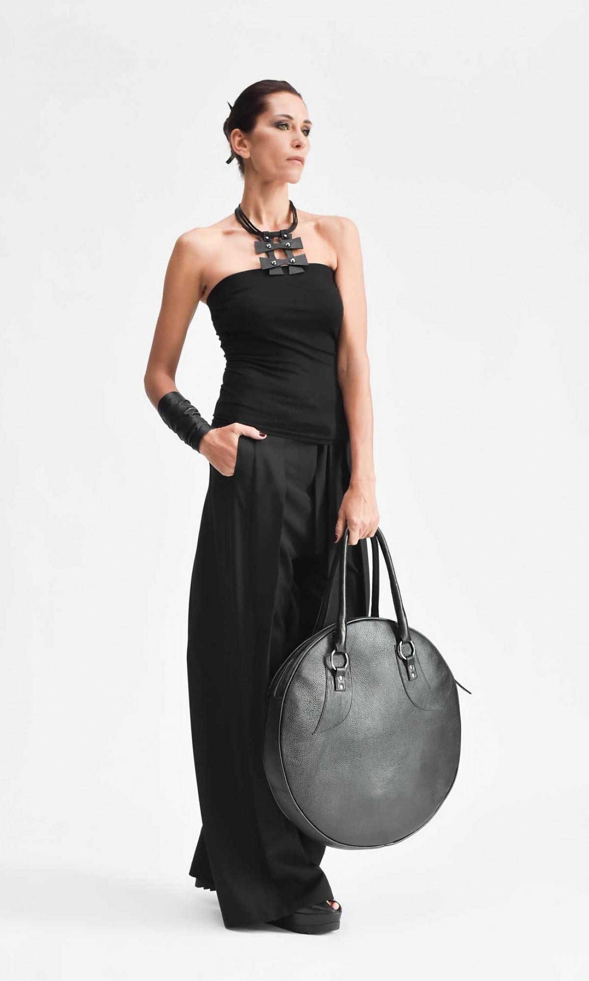 Large Circle Shoulder Bag - AAKASHA