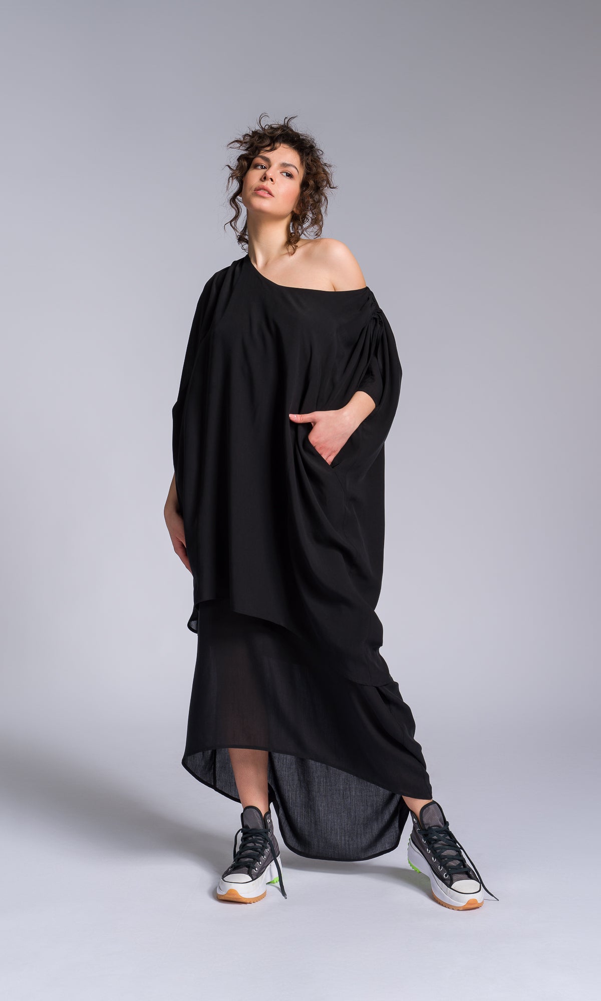 Layered Kaftan Dress with Adjustable Shoulders - AAKASHA
