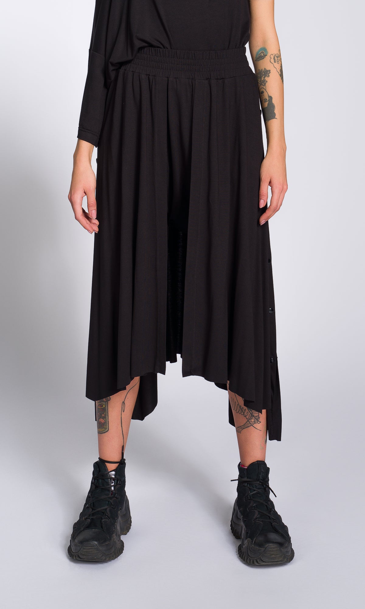 Cape Pants with Side Buttons - AAKASHA