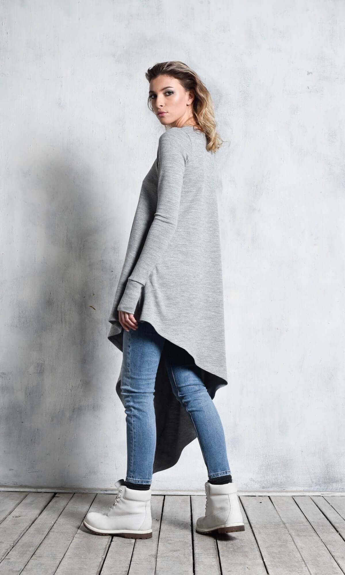 Loose Knitted Tunic with Long Sleeves - AAKASHA