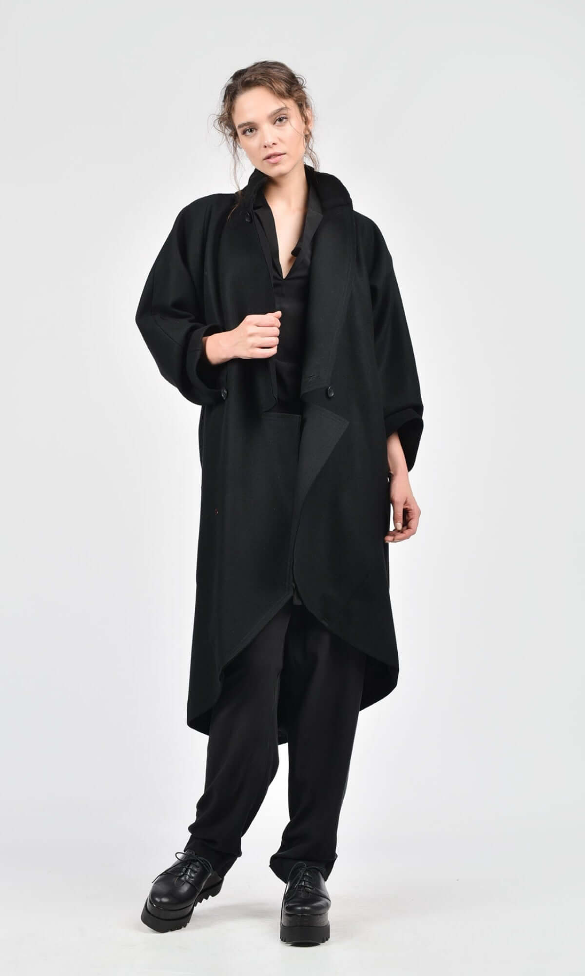 Manteau asymétrique en mélange de laine