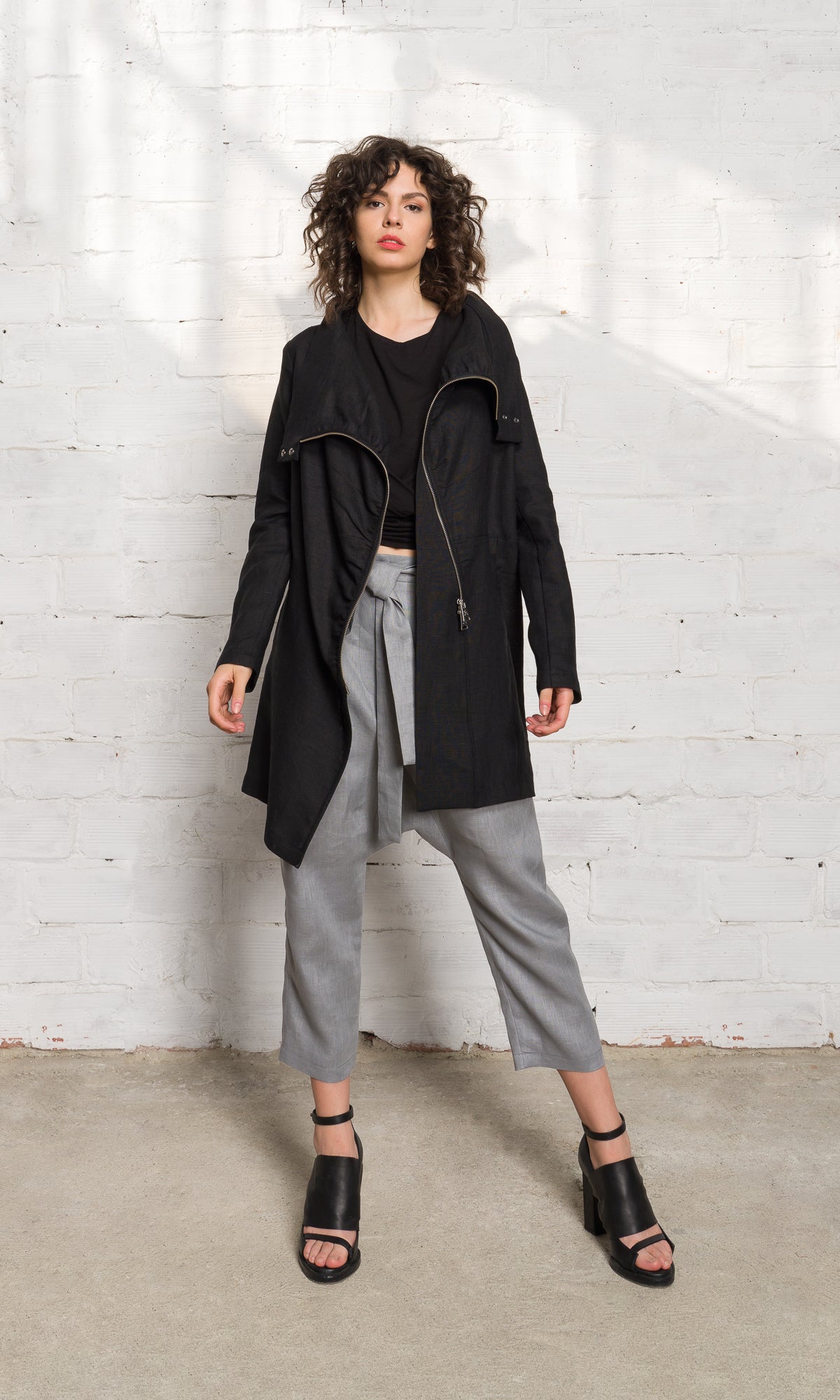 Asymmetric Zipper Closure Linen Jacket - AAKASHA