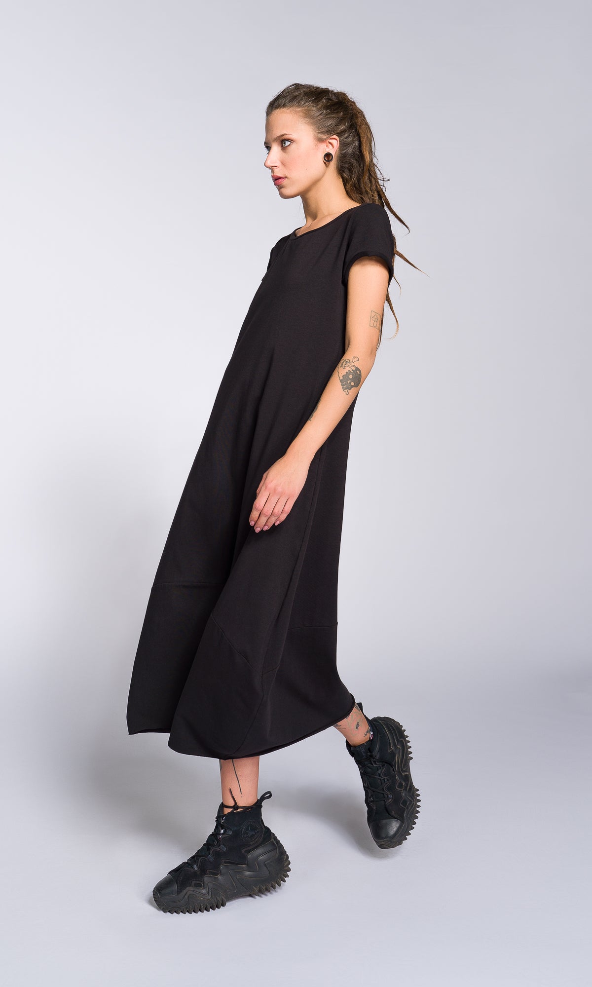 Short Sleeve Cocoon Midi Dress - AAKASHA