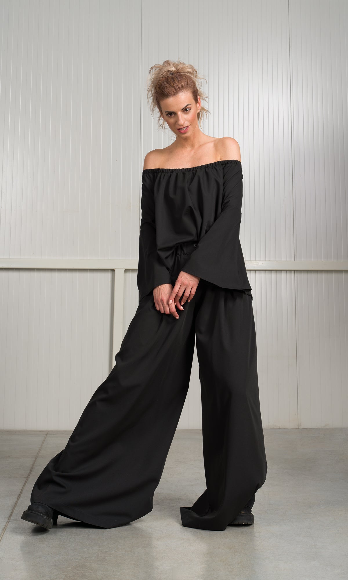 Two-piece Set of Off-Shoulder Blouse and Skirt Pants - AAKASHA