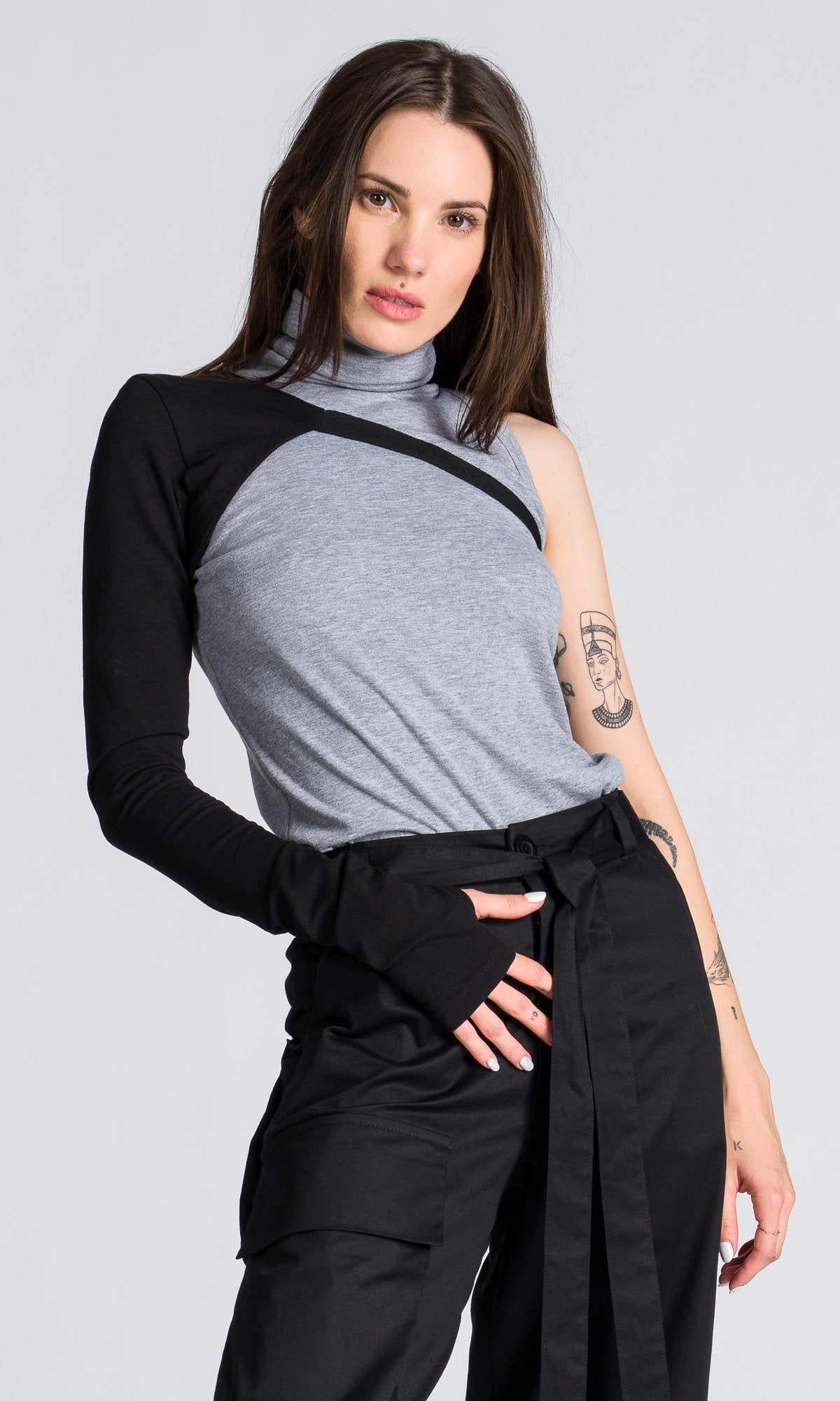 One Sleeve Harness Shrug - AAKASHA