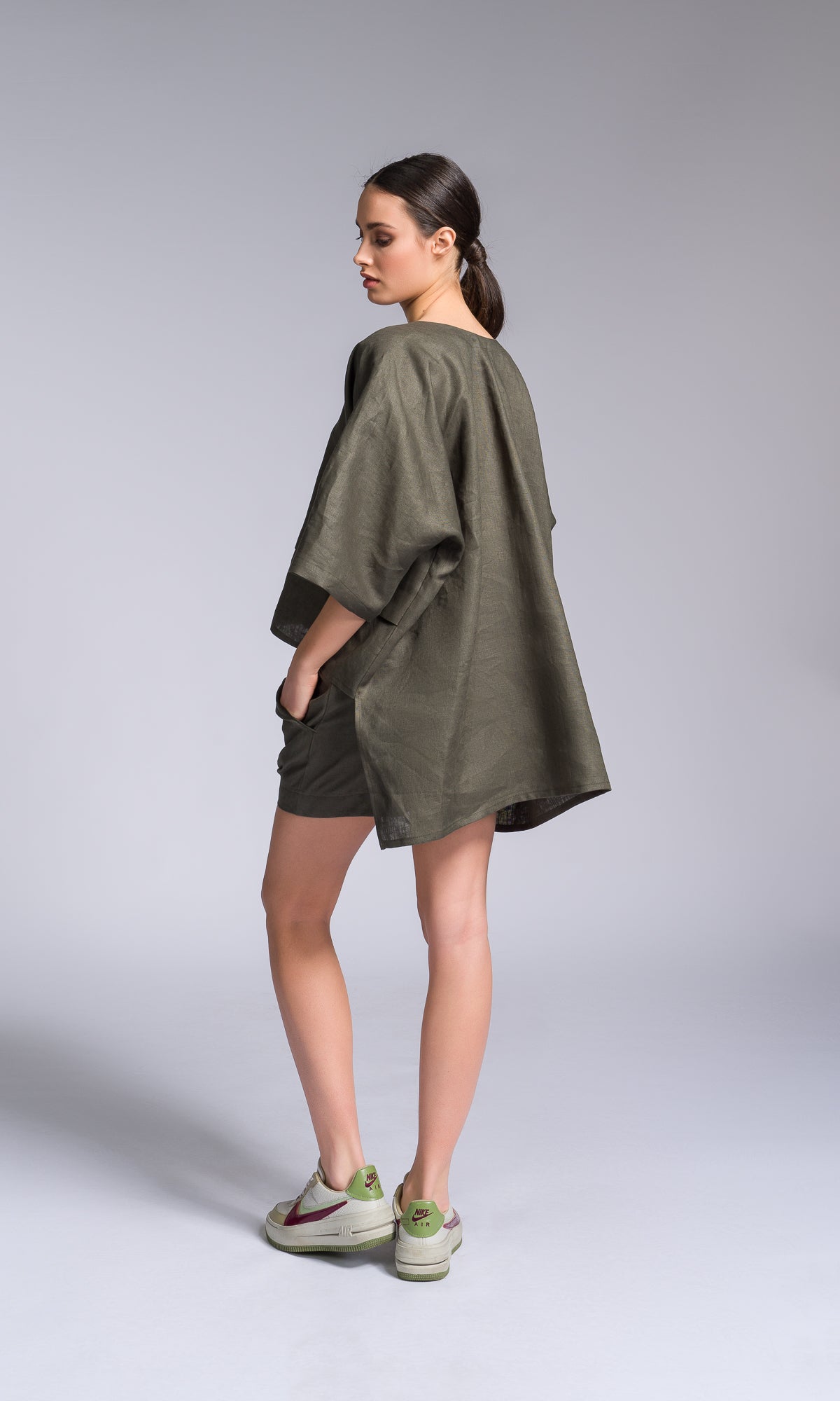Two-piece Set of Linen Kimono Blouse and Twisted Shorts