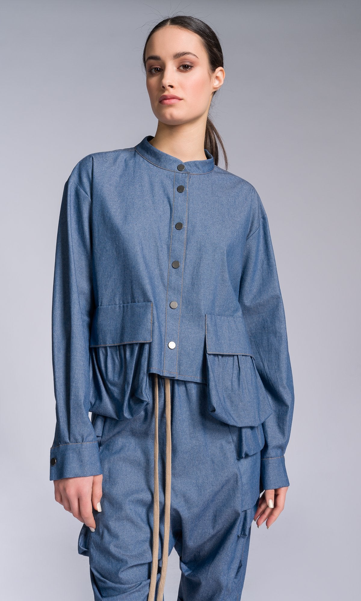 Cargo Pockets Chambray Shirt - AAKASHA