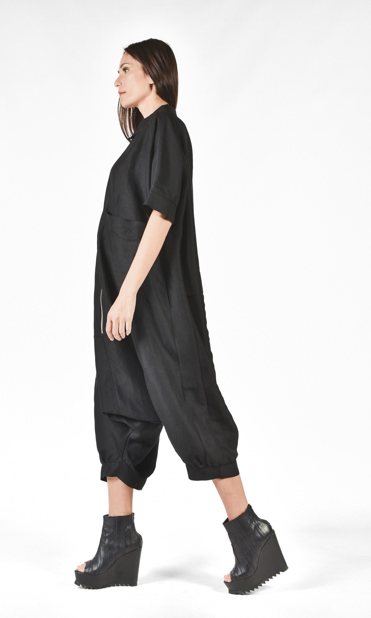 Loose Linen Maxi Jumpsuit - AAKASHA