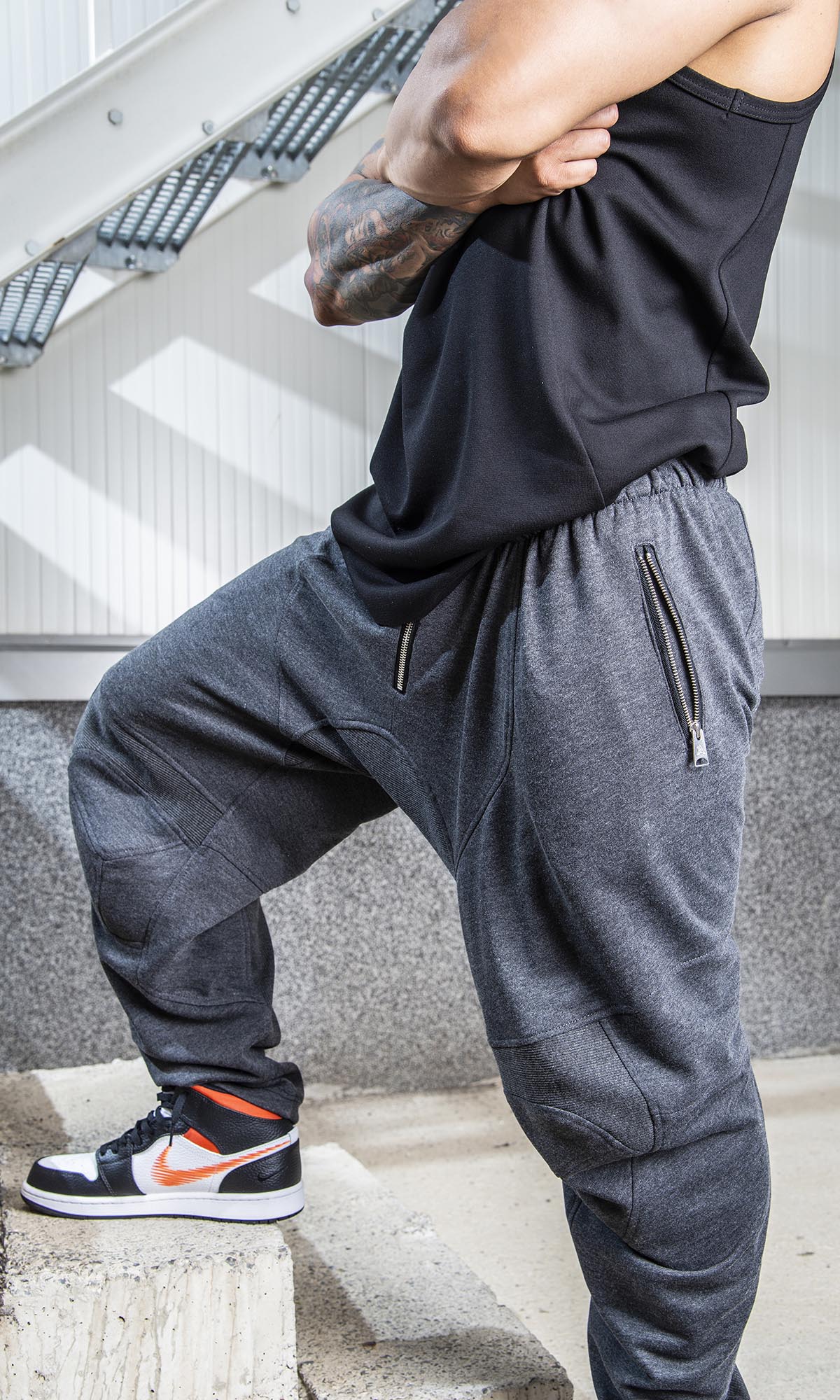 Loose Sweatpants With Ribbed Details - AAKASHA