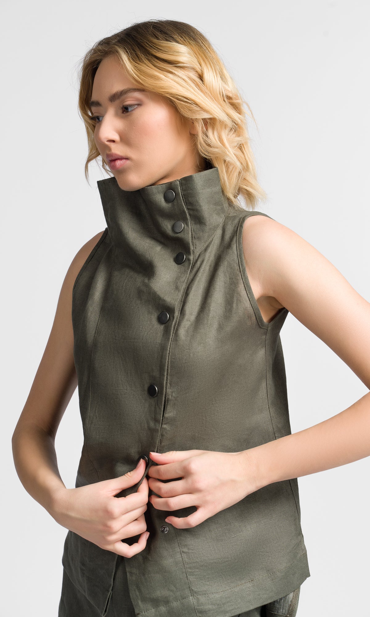 Sleeveless Buttoned Linen Top - AAKASHA