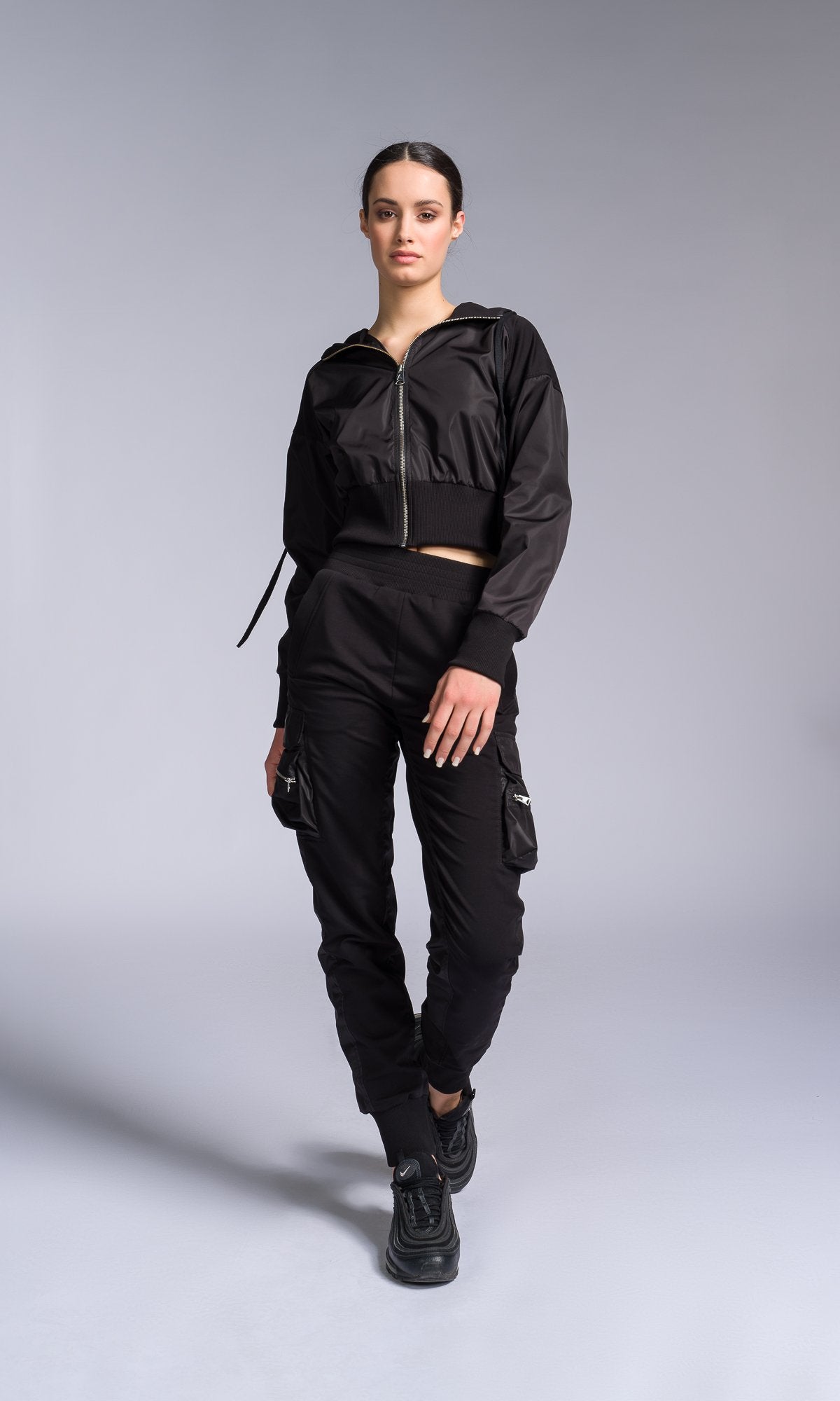 Two-piece Set of Joggers with Cargo Pockets and Cropped Zip-up Hoodie - AAKASHA