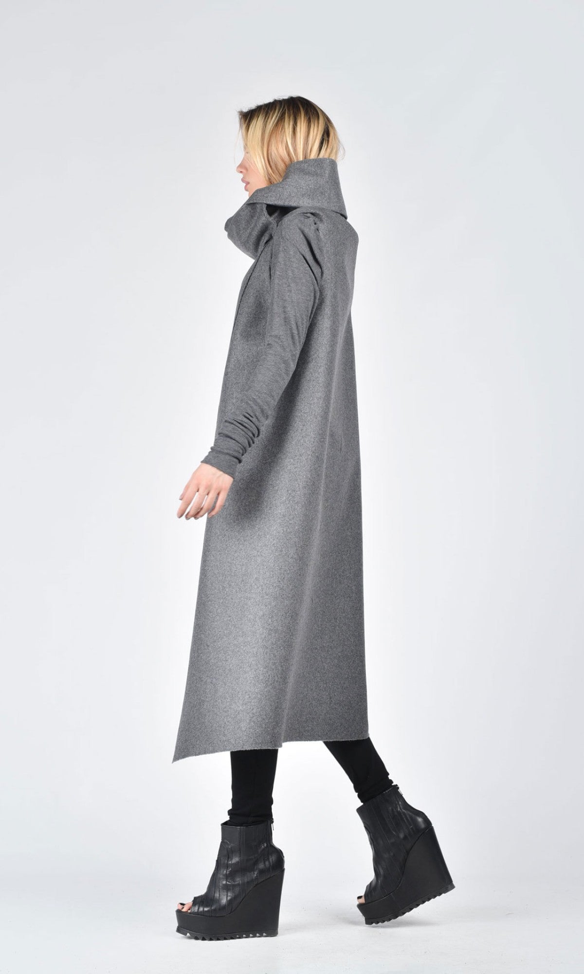 Wool Felt Sleeveless Coat - AAKASHA