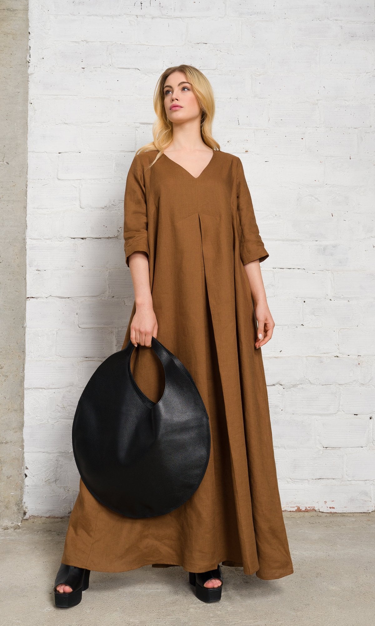 Leather Circle Hobo Bag - AAKASHA