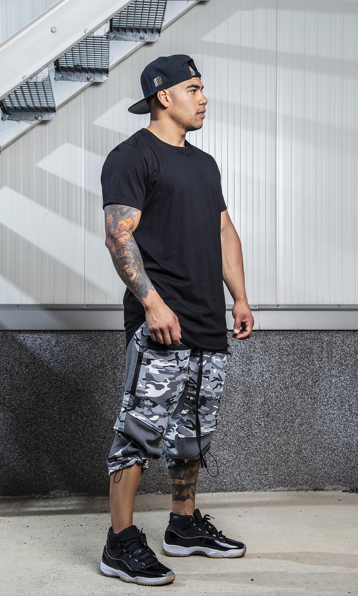 Mid-Calf Camouflage Pants - AAKASHA