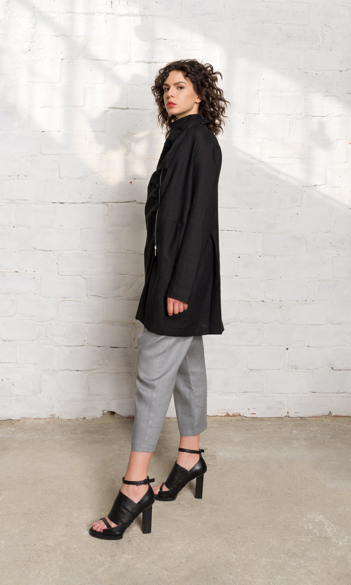 Asymmetric Zipper Closure Linen Jacket - AAKASHA