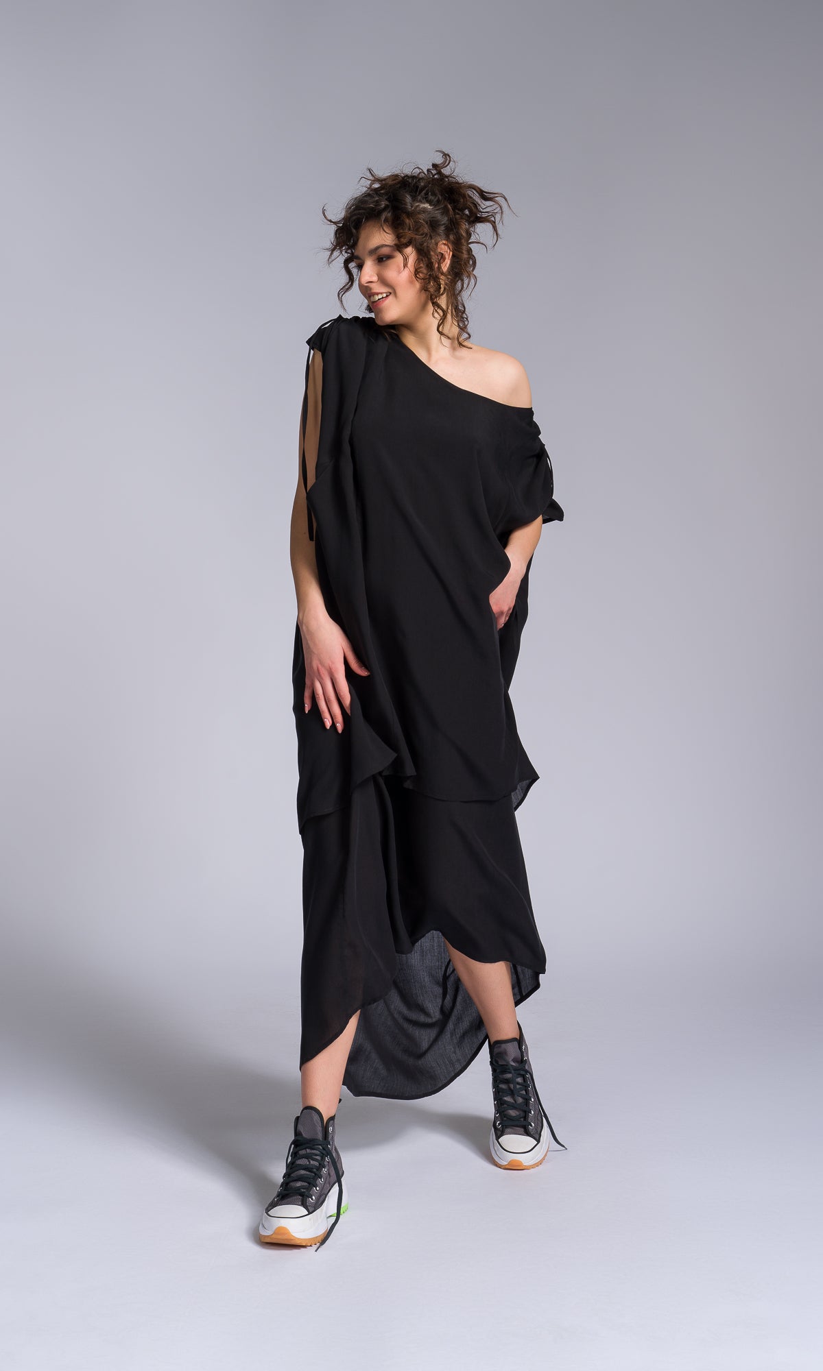 Layered Kaftan Dress with Adjustable Shoulders - AAKASHA