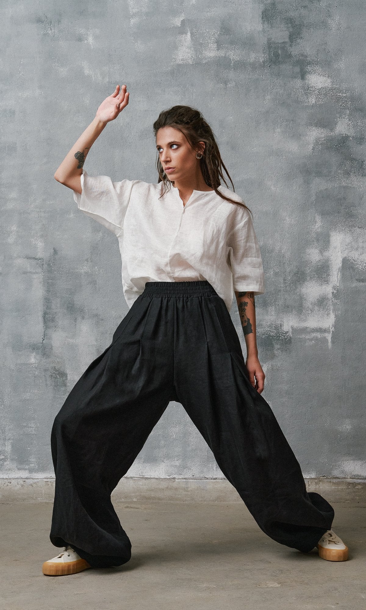 Linen Tuck Pants - AAKASHA