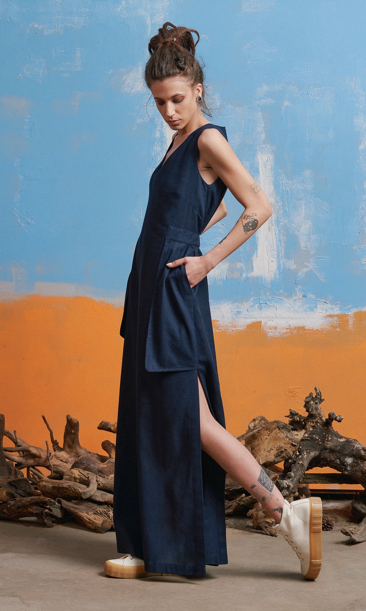 Sleeveless Linen Dress with Large Pockets - AAKASHA