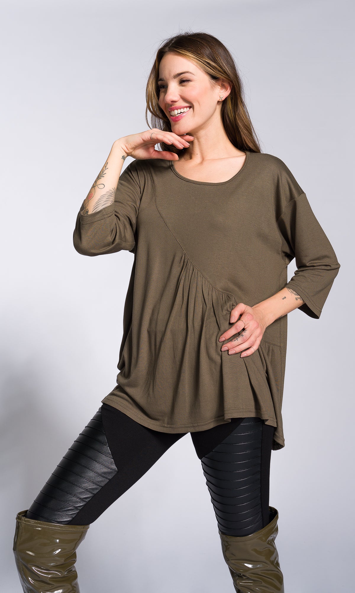 Loose Blouse with Front Gathering