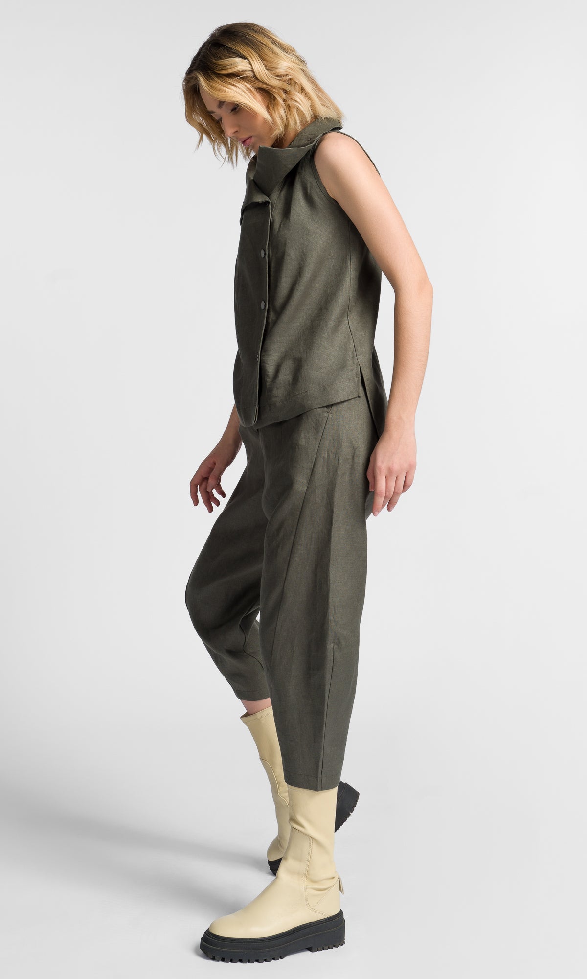 Sleeveless Buttoned Linen Top - AAKASHA