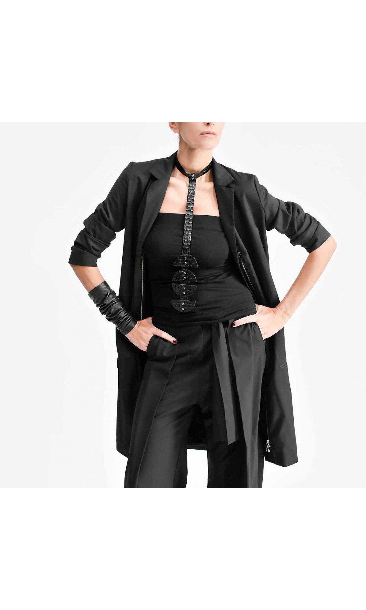 Trendige Choker-Halskette mit Halbkreisen